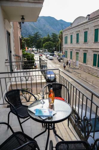 Kotor's Treasure Apartments