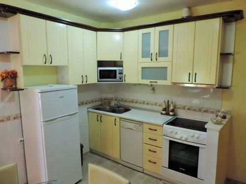 Mika Apartments