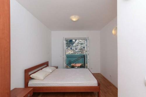 Sun Apartment