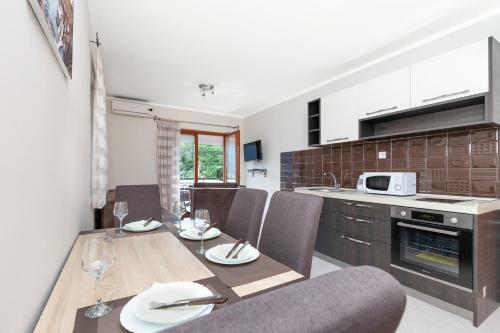Apartments Donkovic