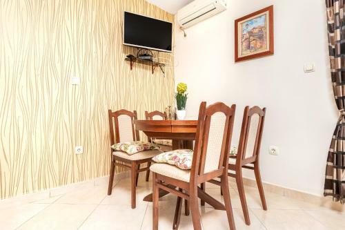 Apartments Donkovic