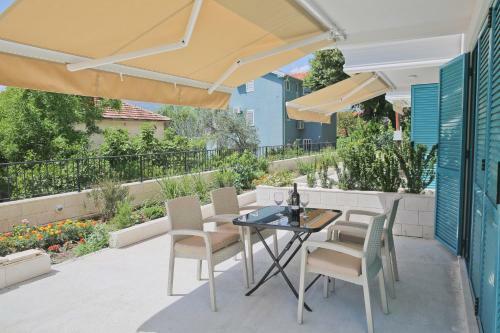 Apartments Boka Blue Dobrota Kotor
