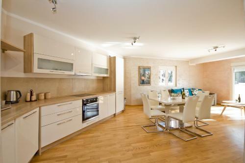 Lux Apartment "lea"