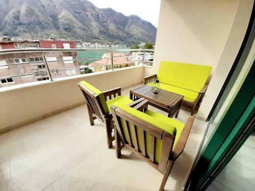 Maritimo Di Cattaro****lux Apartment With Garage