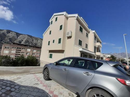 Maritimo Di Cattaro****lux Apartment With Garage