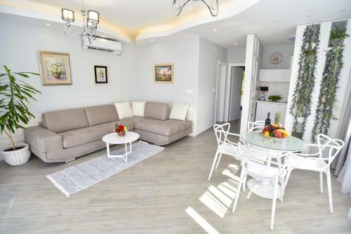Verbalj Apartment With Swimming Pool