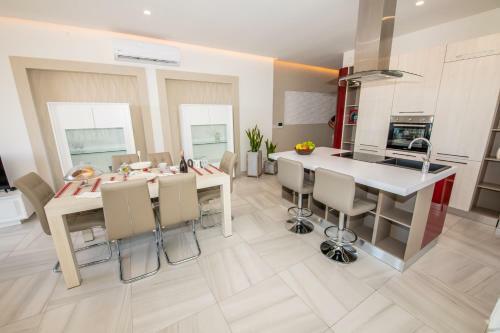 Artist Terrace Apartments