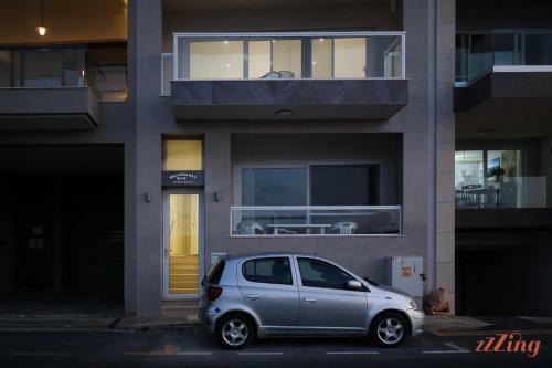 Apartamento Seafront Penthouse W Unobstructed Sea Views
