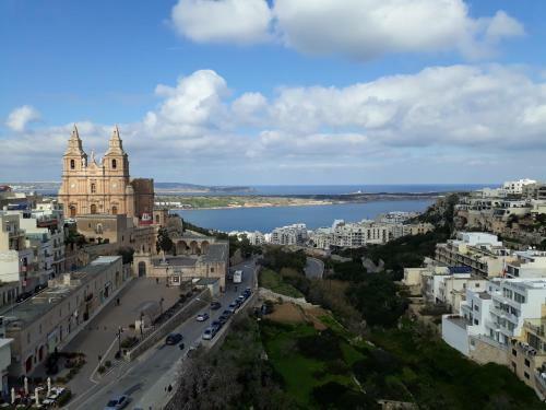 Mellieha Town Centre Bright & Spacious 3 Bedroom Apartment