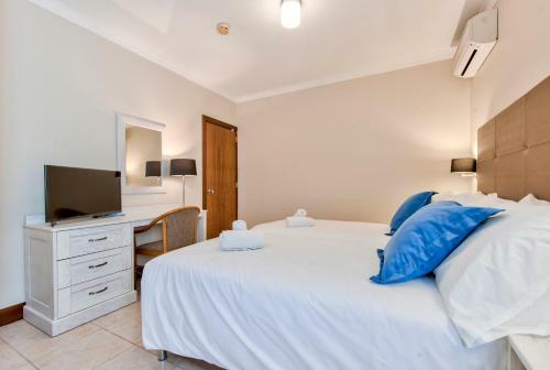 Baldacchino Holiday Villas