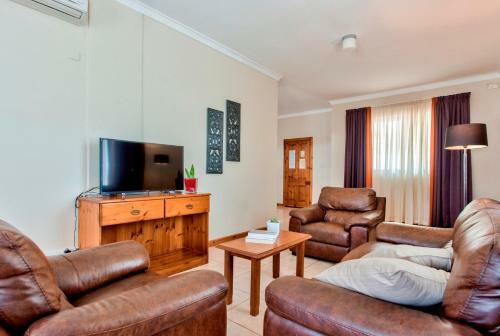 Baldacchino Holiday Villas