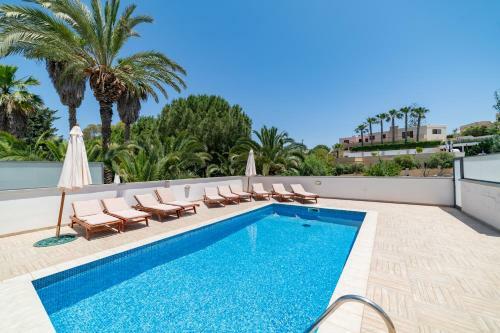 Baldacchino Holiday Villas