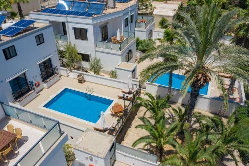 Baldacchino Holiday Villas