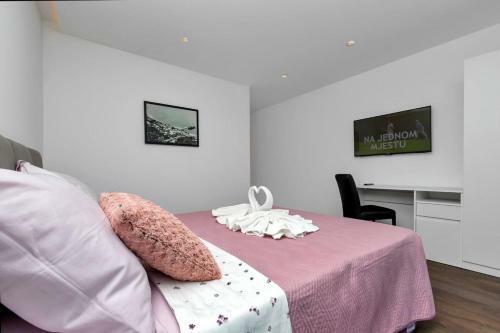 Holiday Home E