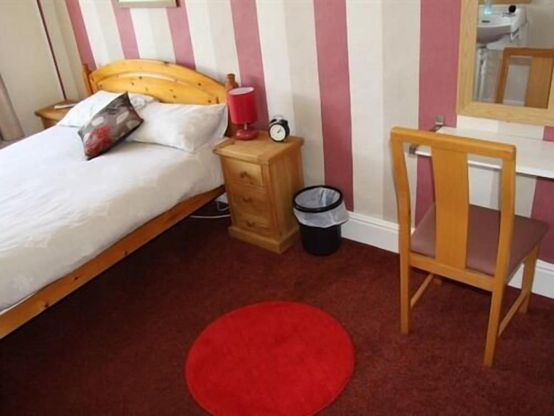 Hostal Angel Guesthouse