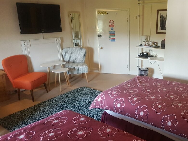 Hostal Angel Guesthouse