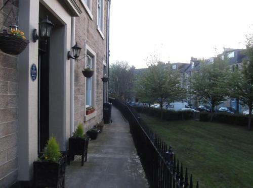 Hostal Teviotside Guest House