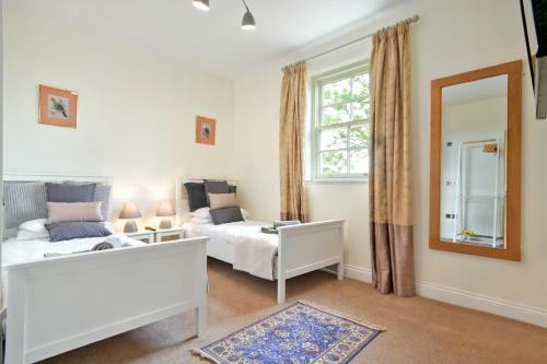 Bed & Breakfast Countryside Escape - The Night Owl
