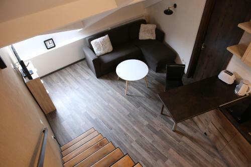 Two Level Apartment Redco 3