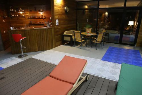 Two Level Apartment Redco 3