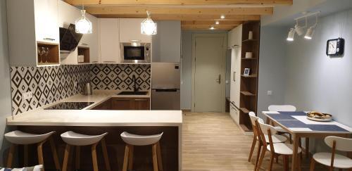 New Gudauri Atrium Apartment 327