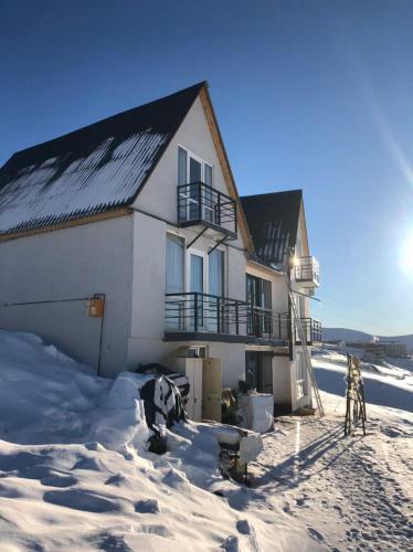 Mountain Cottages In Gudauri