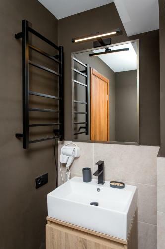 Posh Ski Resort Apartment Marshall Gudauri