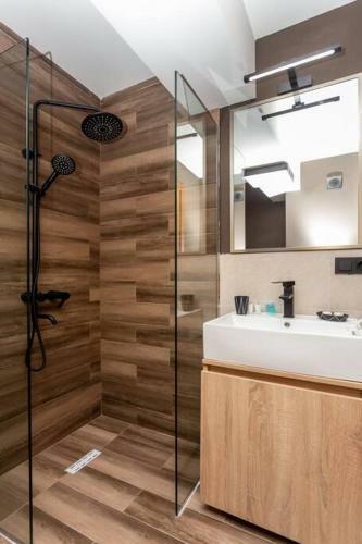 Bright And Cozy 1br Apartment In Marshall Gudauri Project