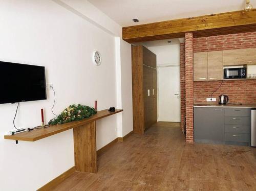 Apartamento ?????? ??????????? ? 100 ?????? ?? ???????.