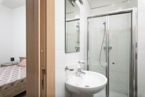 Modern 2 Bedroom Apartment (Msida)