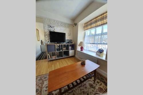Globe House Apartment #3