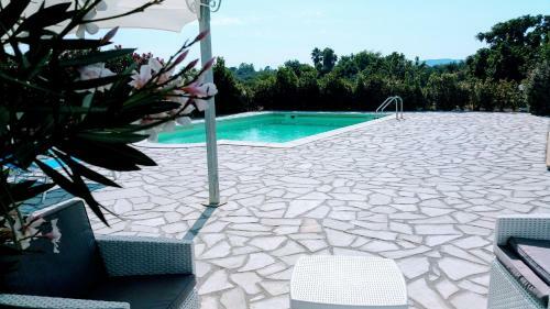 Villa Rafael Con Piscina, Iun P4098