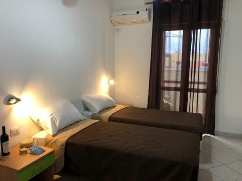 Hostal Civico 17