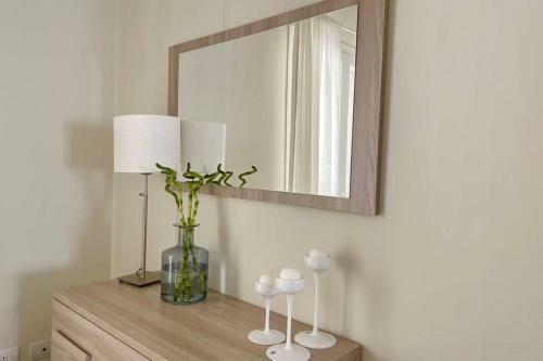 Free Private Parking, New Apartment