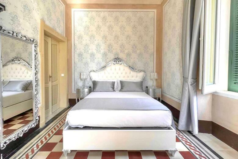 Hostal Luxury Liberty House