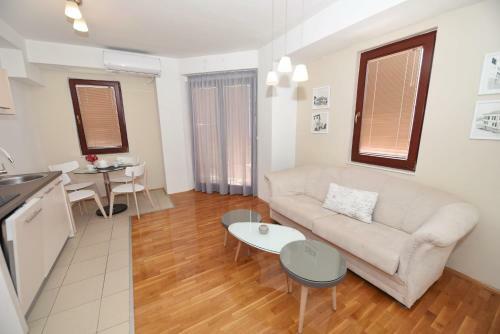 Apartments Kuzmanoski