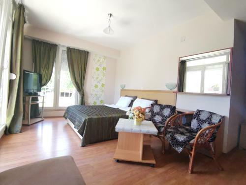 de Lux Apartments Kosta
