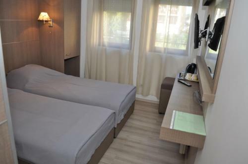 Hostal Villa White Lake