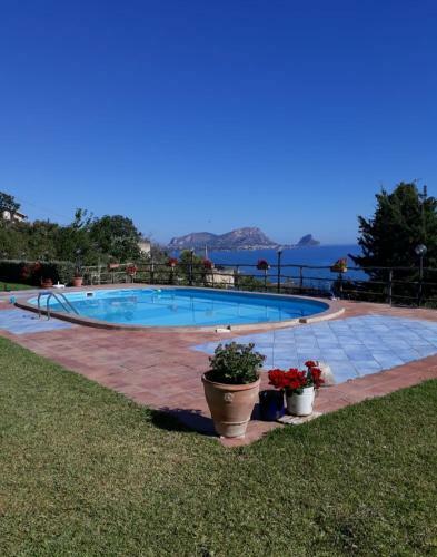 Apartamento Residhome Case Vacanze Con Piscina