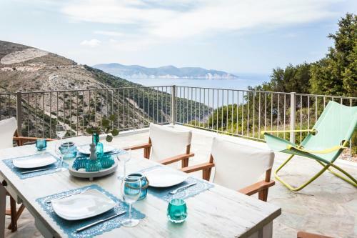 Myrtos View Apartments