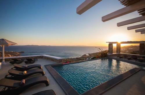 Villa Cycladic Paradise -stunning Sunsets -private Pool!