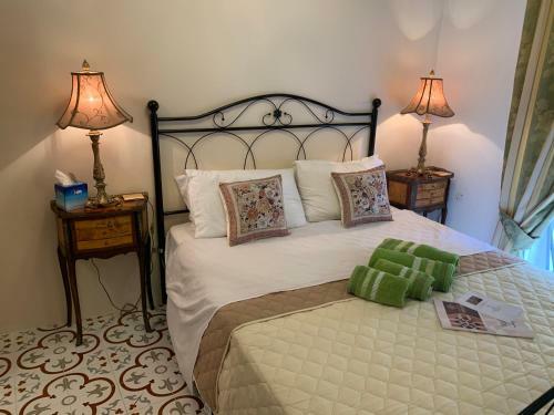Hostal Santa Marija House