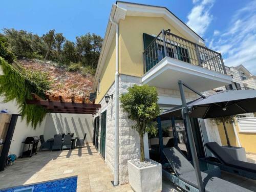 Lustica Bay Villa