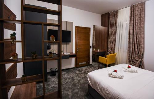Hostal Hotel Necko