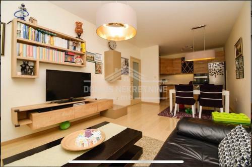 Lux Apartment With Free Parking