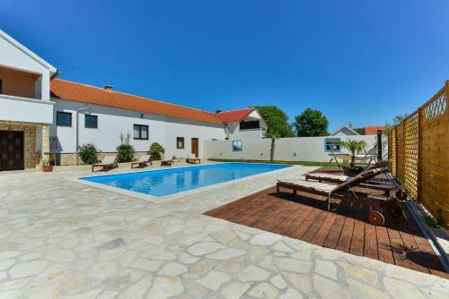 Villa Marinic With Private Pool , Zadar County
