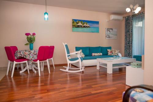 Blue Sea Apartment