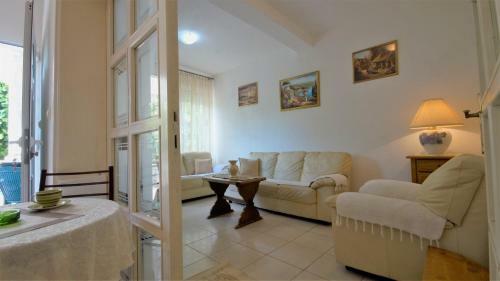 Irina Apartment Petrovac