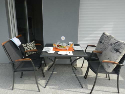Hostal Diamant Apartments