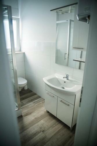 Hostal Diamant Apartments